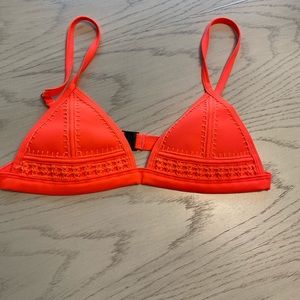 Triangl Bikini Top